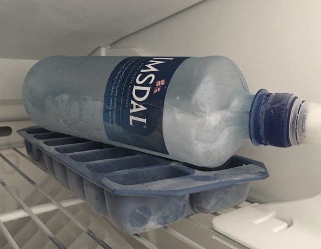 Puhä alta pakastin.jpg